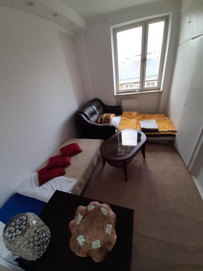 Rooms In Centrum Varsovie Extérieur photo