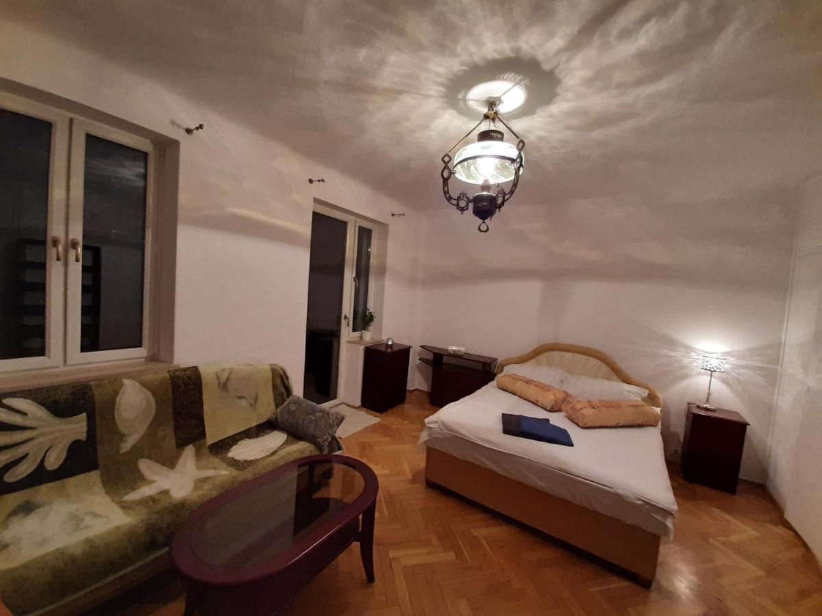 Rooms In Centrum Varsovie Extérieur photo